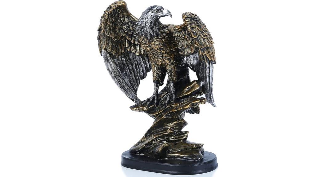 patriotic eagle rock statue